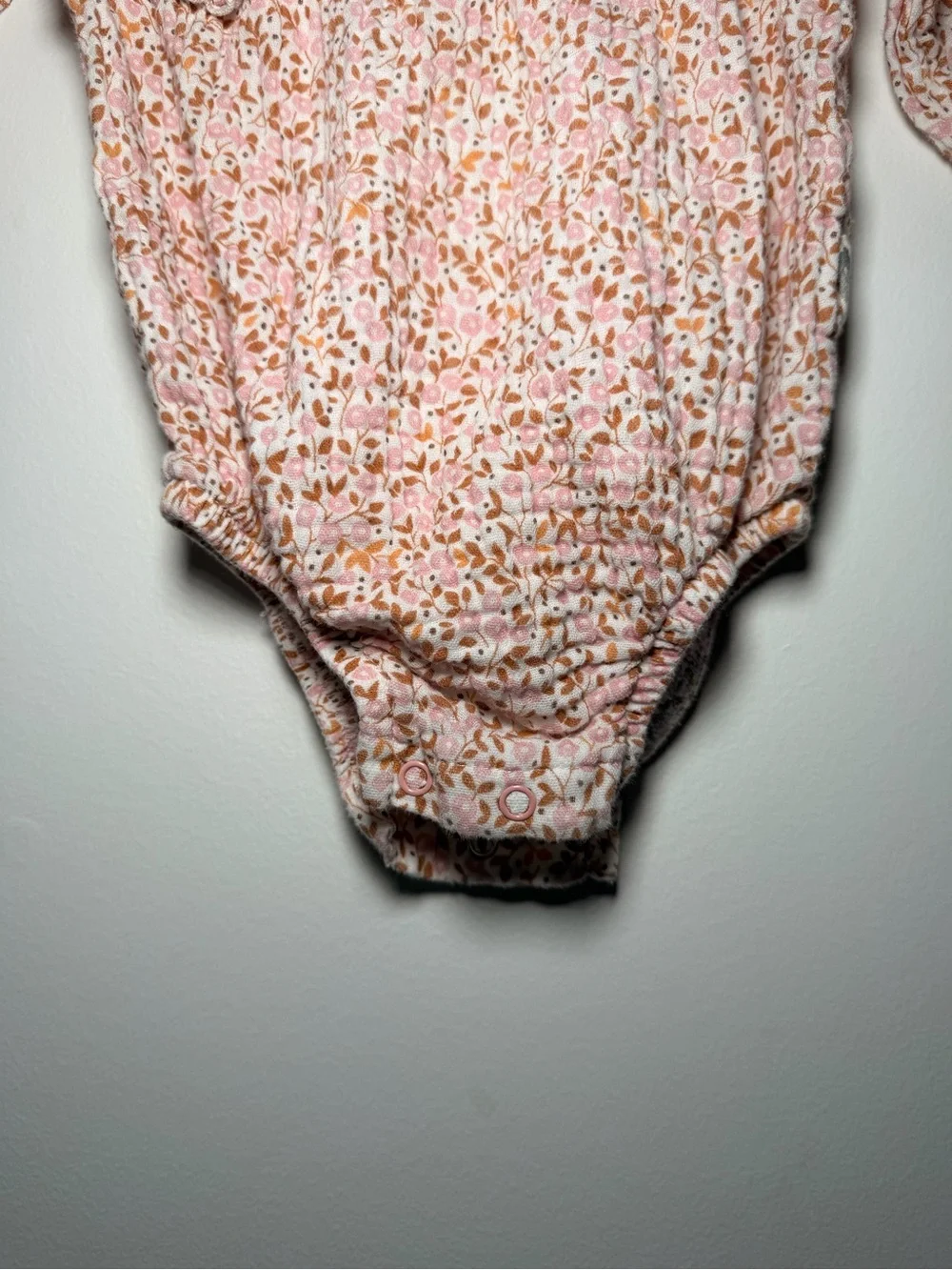 Rabbit bear long sleeve onesie floral pink floral ruffled shoulders